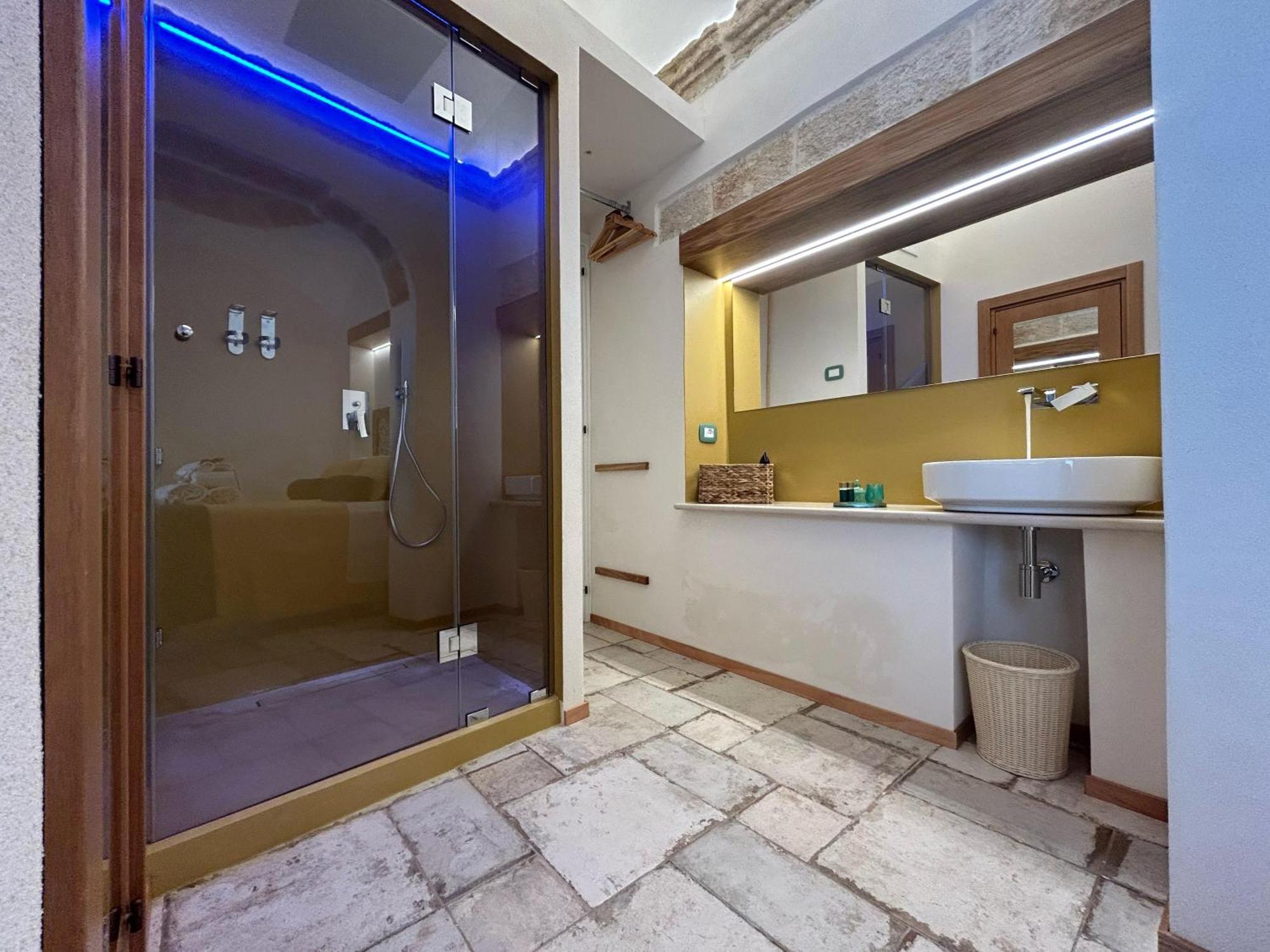 Trame Poesia Di Mare 2 Bed & Breakfast Полиняно а Маре Екстериор снимка